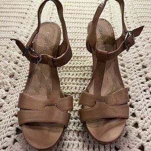 Gianni Bini Tan Leather Platform Wedge Sandals Size 8
